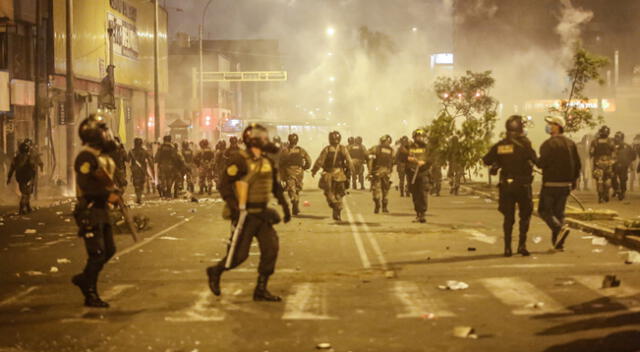 Represión Policial en Marcha Nacional.