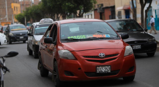 Gremios de transporte interprovincial piden anulación de Ley de taxis colectivos