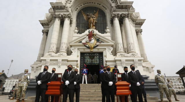 Los restos del Marques de Torre Tagle y su esposa Mariana Echevarria fueron exhumados del Cementerio Presbítero Maestro.