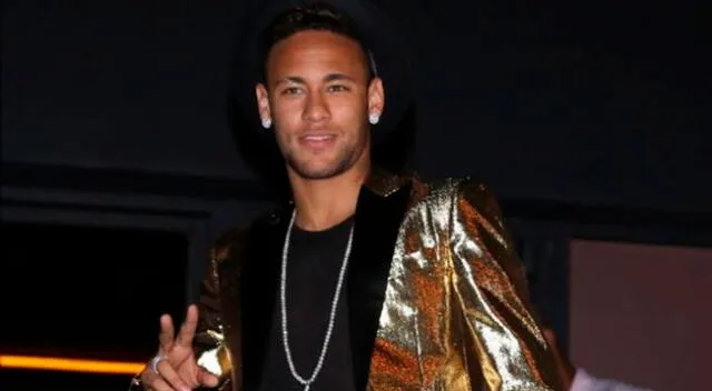 Neymar realiza 5 días de fiesta.