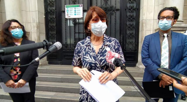 Pilar Mazzetti señala que el Gobierno ya se encuentra en negociaciones finales con seis laboratorios para adquirir las vacunas contra el coronavirus.