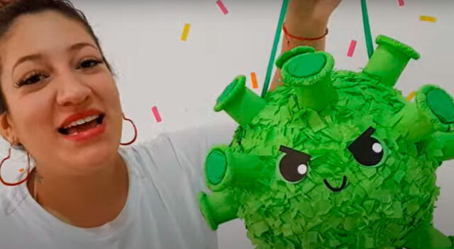 Joven te enseña cómo hacer una piñata con forma de coronavirus