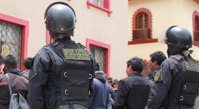 Una balacera dejó un policía fallecido en Puno.