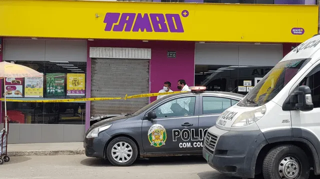 Los asaltantes se llevaron bebidas alcohólicas de la tienda Tambo, en Comas.