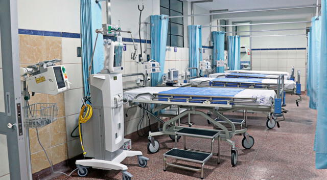 Solo en el complejo hospitalario Villa Mongut de EsSalud existen 37 pacientes en espera de una cama UCI con ventilador, según Susalud.