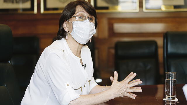 La titular del Ministerio de Salud, Pilar Mazzetti, reveló que el Perú está ante una etapa de incertidumbre.