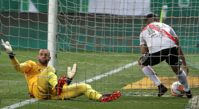 River Plate venció 2-0 a Palmerias; sin embargo, quedó eliminado de la Copa Libertadores a falta de un gol para igualar la llave | Foto: EFE