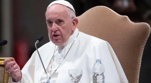 Papa Francisco se aplicó la dosis de Pfizer.