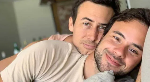 Bruno Ascenzo celebró el cumpleaños de Adrián Bello con un romántico mensaje en Instagram, y algunas fotografías juntos.