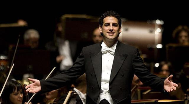 El programa de educación musical a niños y jóvenes celebró al tenor Juan Diego Flórez en el día de su cumpleaños número 48.