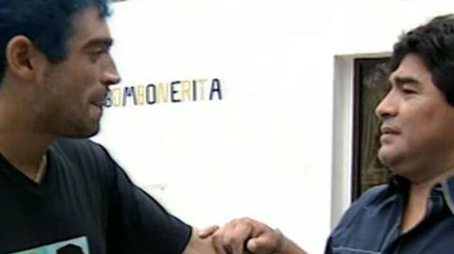 Rodrigo  hizo popular la canción la Mano de Dios dedicado a Diego Maradona.