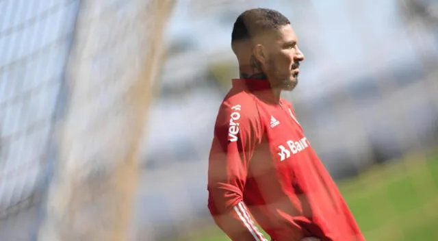 Paolo Guerrero, capitán de la selección peruana, fue noticia en las redes sociales.