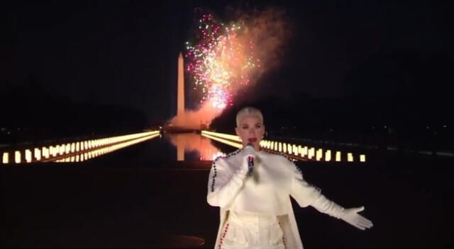 Katy Perry se presentó en Celebrating America junto a otros artístas.