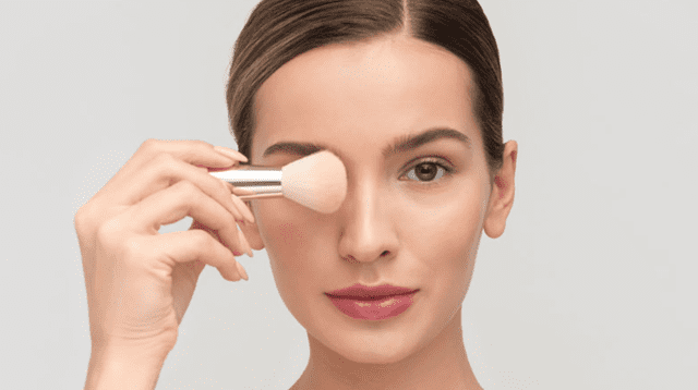 La base de maquillaje que usas también puede afectar a tu tipo de piel.