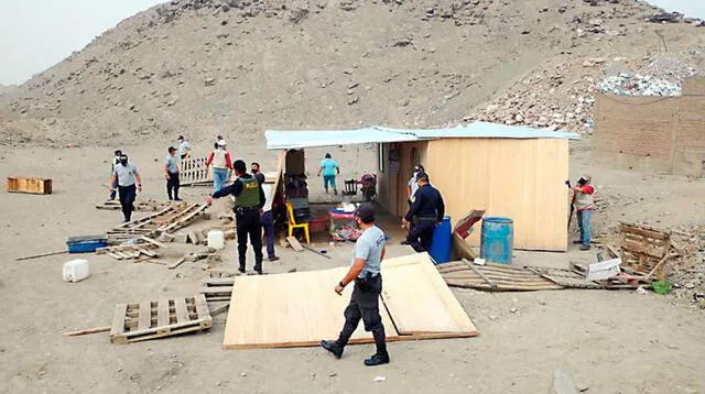 Zona arqueológica en Cajamarquilla