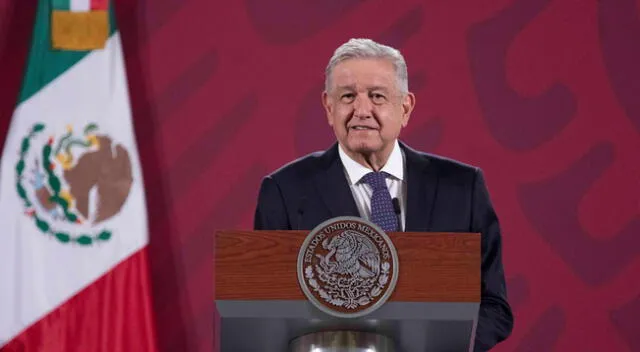 El presidente Andrés Manuel López Obrador informó haberse contagiado de coronavirus | Foto: EFE