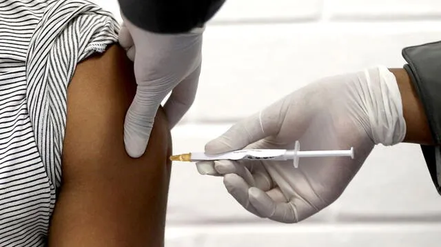 Minsa niega información difundida sobre ofrecimiento de millones de vacunas.