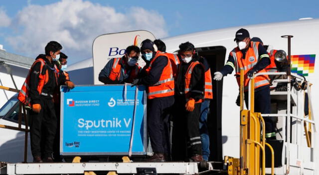 Las vacunas Sputnik V arribaron al aeropuerto internacional de El Alto, en Bolivia.