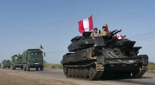 Las Fuerzas Armadas negaron retiro de tanques en frontera con Ecuador