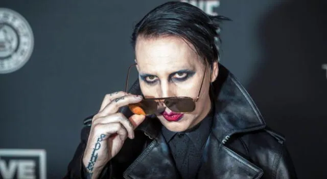 El cantante Marilyn Manson fue denunciado por la actriz Evan Rachel Wood y otras cuatro mujeres de haber cometido actos de violencia física y sexual.