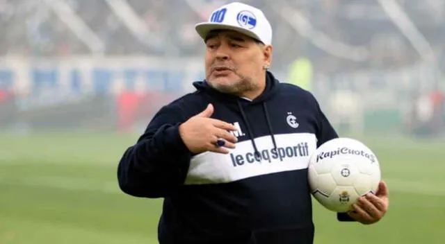 Maradona se despidió del fútbol siendo DT de Gimnasia.