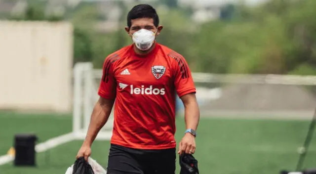 Edison Flores, volante de la selección peruana, fue noticia en las redes sociales.