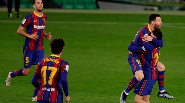 Festejo  por el gol de Messi que significó el empate transitorio 1-1  con Betis.