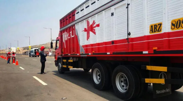 Los transportistas solo deberán presentar el pase laboral cuando se dirijan a sus centros de trabajo o regresen a sus domicilios.