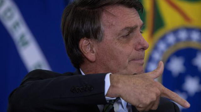 Jair Bolsonaro, presidente de Brasil, en plena conferencia de prensa. | Foto: EFE