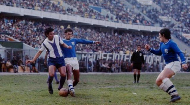 Alianza Lima y la vez que estrenó la camiseta blanquimorada | Foto: Historia blanquiazul