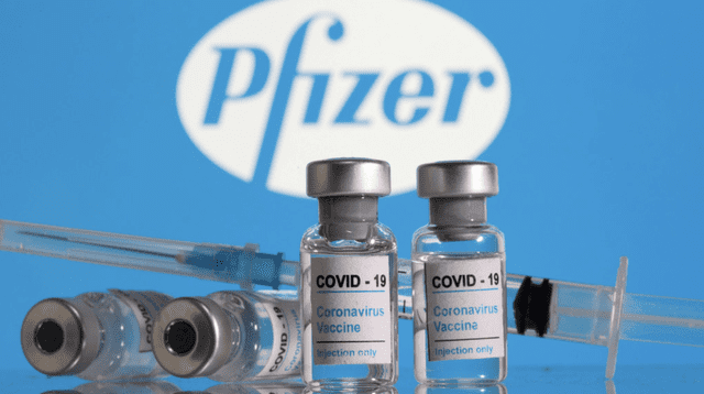Variante sudafricana reduciría la eficacia de la vacuna de Pfizer.
