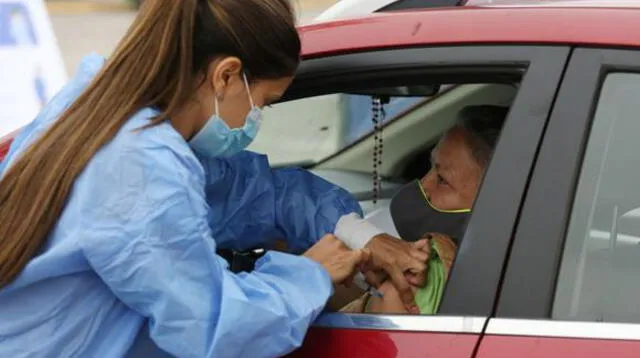 Las autoridades sanitarias de Chile registraron este viernes 3.827 nuevos contagios de COVID-19.