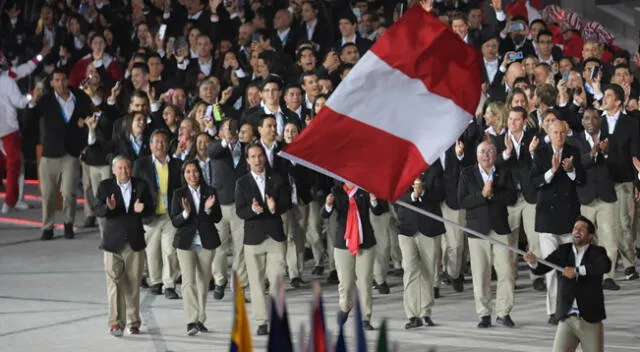 Deportistas peruanos en ceremonia de apertura de los Juegos Panamericanos 2019 | Foto: AFP