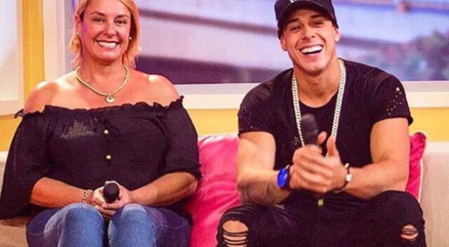 Fabiola Silva, madre de Hugo García, felicitó al chico reality y le deseó suerte en EEG Costa Rica.