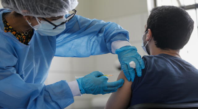 Voluntarios de la vacuna del laboratorio chino Sinopharm