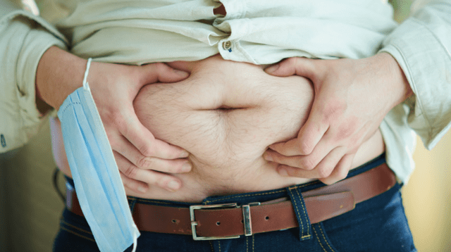 Las personas con obesidad son más propensas a sufrir complicaciones del COVID-19.