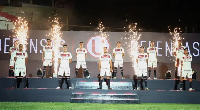 Universitario de Deportes presentó a su plantel 2021 en la Noche Crema.