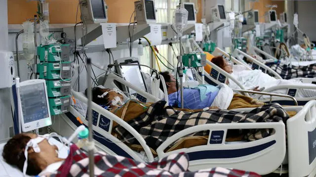 Pacientes hospitalizados por coronavirus en un hospital de Porto Alegre, Brasil
