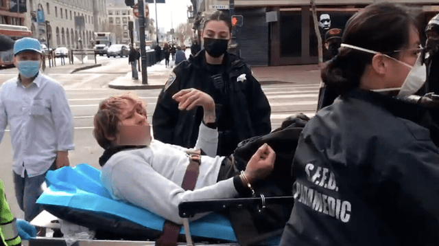 EE. UU.: Mujer de 76 años se defiende de ser asaltada por un sujeto y lo envía al hospital