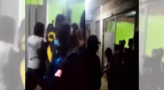 Policías y serenos intervienen fiesta clandestina en Piura.