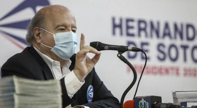 Hernando de Soto se vacunó contra el coronavirus el 1 y 22 de marzo en Estados Unidos.