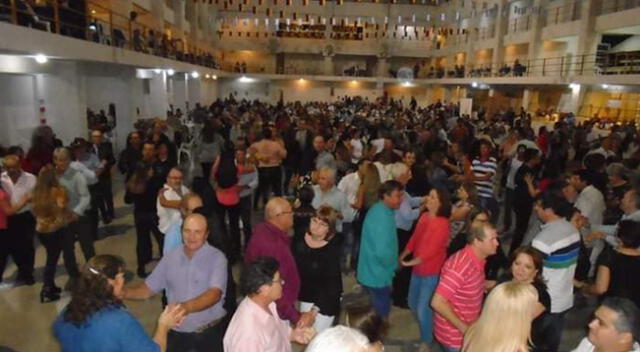 El baile masivo, del que participaron en su mayoría adultos mayores, se registró en Entre Ríos.