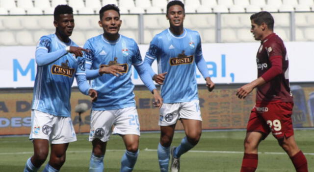 Los equipos peruanos de Sporting Cristal y Universitario listos para el sorteo del 9 de abril.