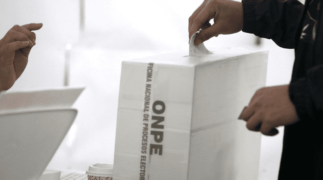 ODPE de Arequipa 1 clausuró locales de votación por distintas razones.