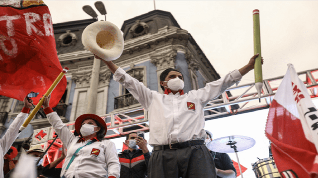 Pedro Castillo pasaría a la segunda vuelta con 18,1 según Ipsos