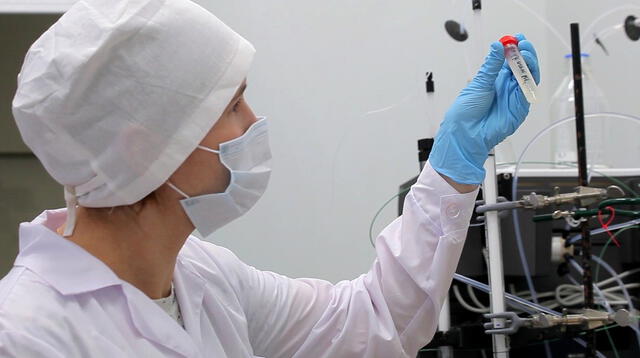 Rusia: científicos planean desarrollar la primera vacuna comestible contra la COVID-19.