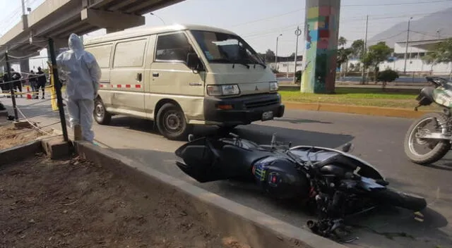 El joven motociclista perdió el control por el exceso de velocidad en la avenida Próceres de la Independencia, en San Juan de Lurigancho.