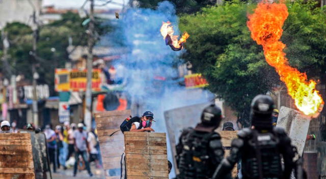 Se han reportado  26 detenidos y 44 policías heridos durante las protestas en Colombia.
