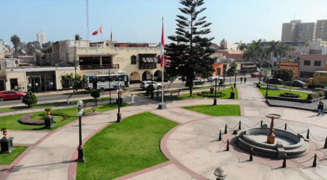 Inician restauración y mejoramiento de histórica Plaza Bolívar