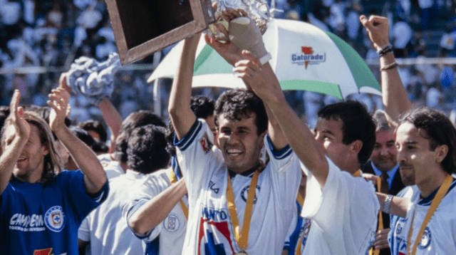 Juan Reynoso campeón con Cruz Azul